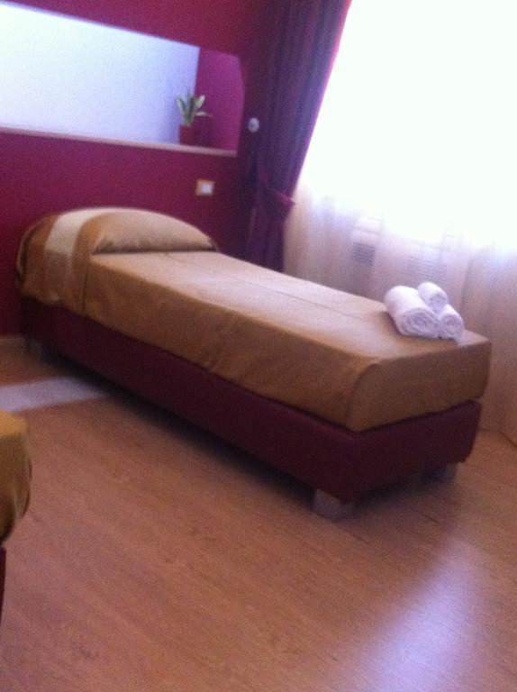 B&B The Queens Φότζια Εξωτερικό φωτογραφία