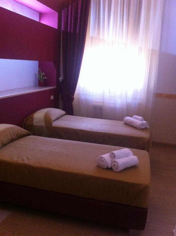 B&B The Queens Φότζια Δωμάτιο φωτογραφία